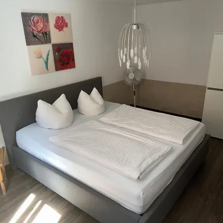 Stabel 8,1 Km Von Europa Park דירה *