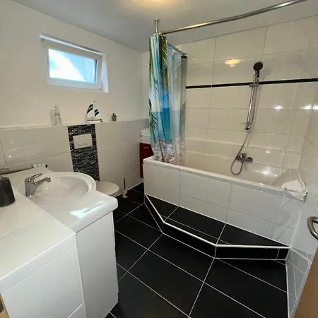 Stabel 8,1 Km Von Europa Park * קיפנהיים