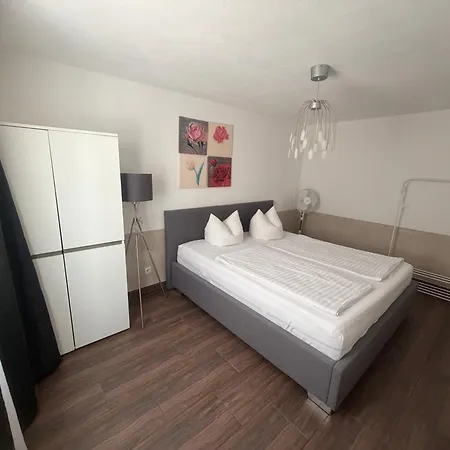 Stabel 8,1 Km Von Europa Park Apartment *
