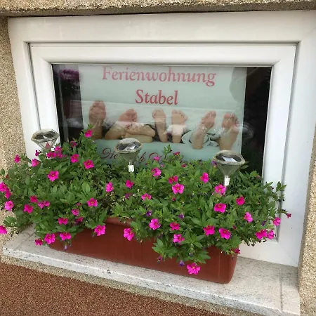 Stabel 8,1 Km Von Europa Park Apartment Kippenheim